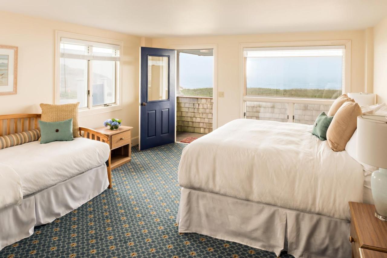 Chatham Tides Bagian luar foto