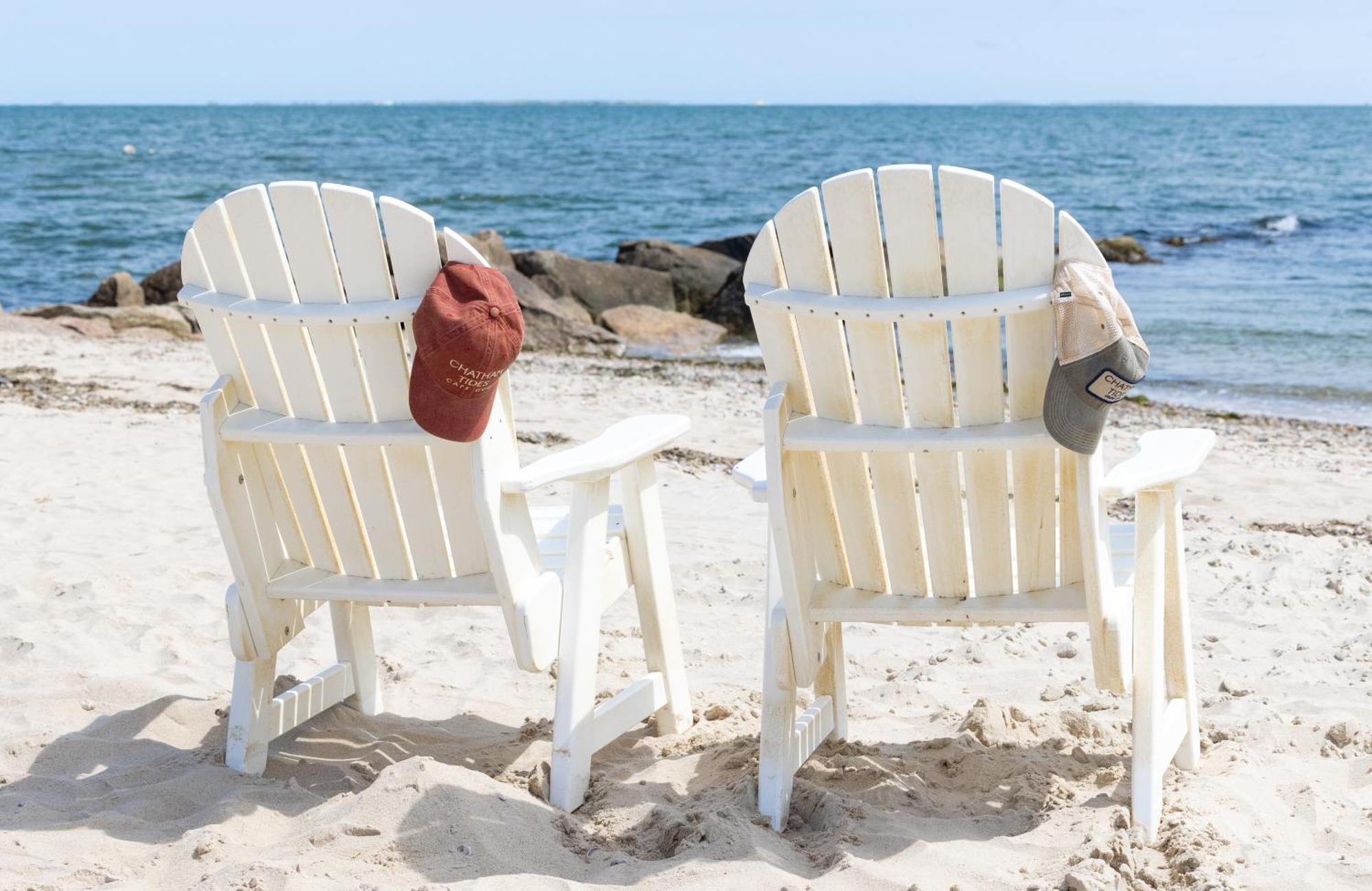 Chatham Tides Bagian luar foto