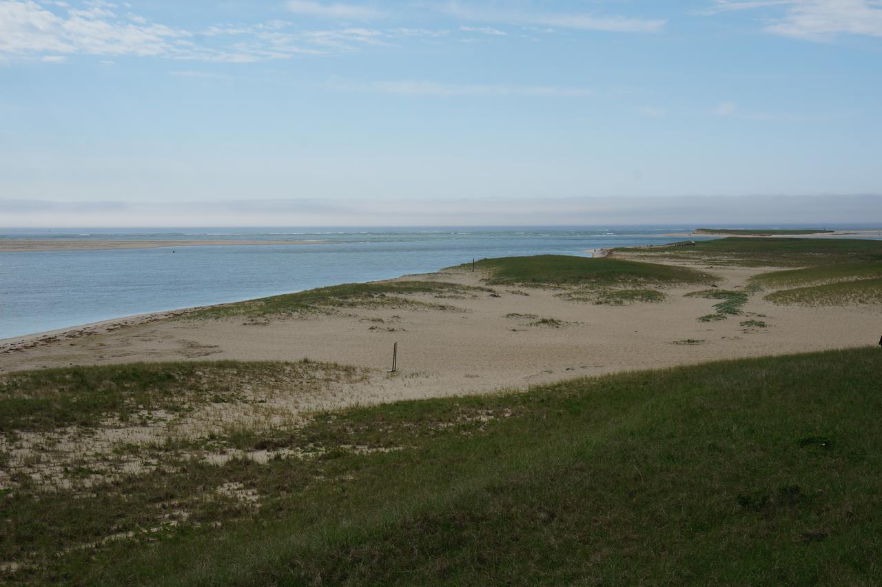 Chatham Tides Bagian luar foto